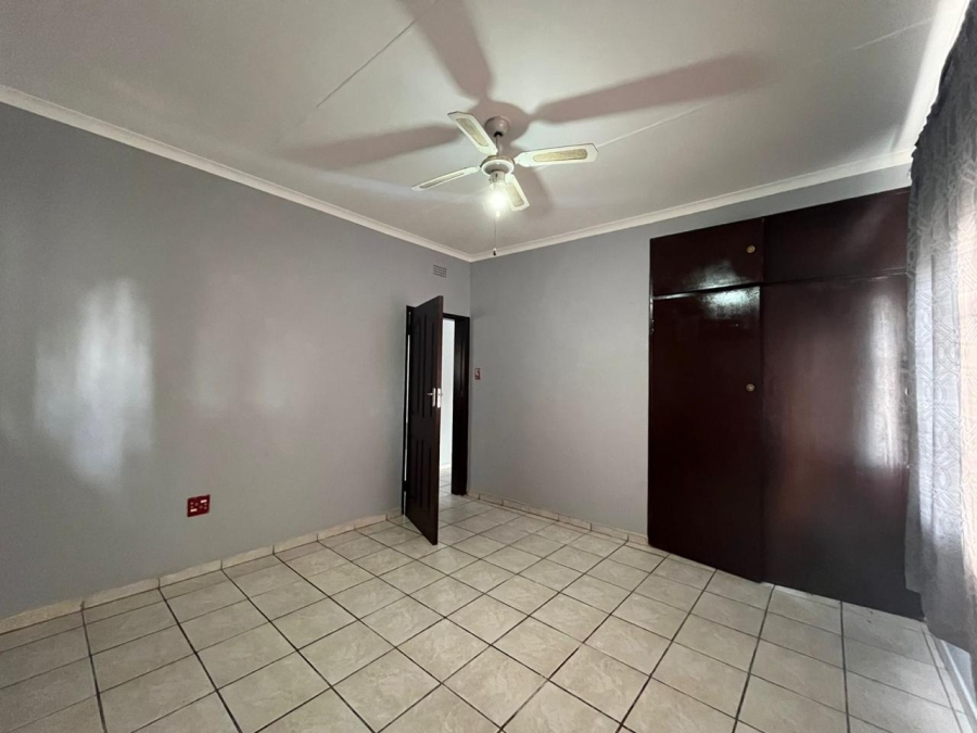 3 Bedroom Property for Sale in Oos Einde North West